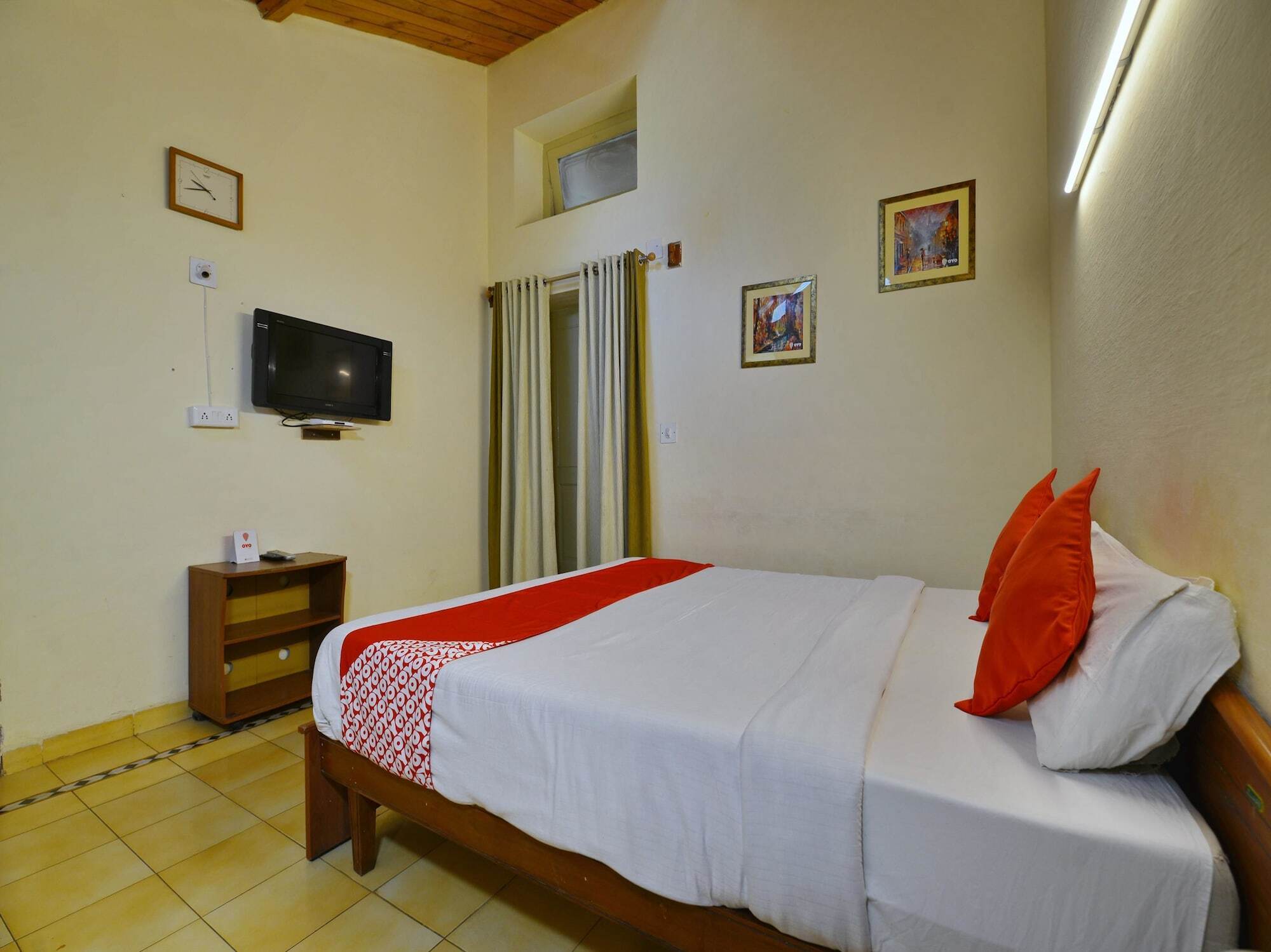 Hotel Oyo 12402 Mushkil Aasan Mount Abu Exterior foto